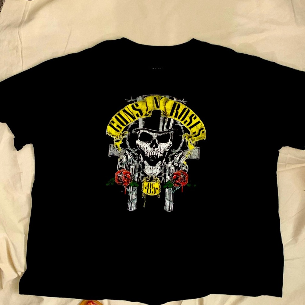 Guns and Roses black 2X tshirt 100%cotton